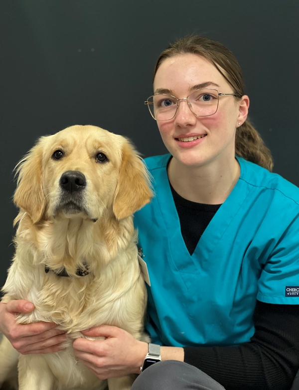 Meggy, assistante de soins vétérinaires